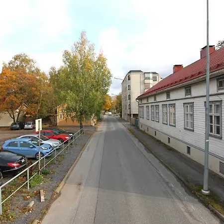 Idyllic Wooden House Apartament